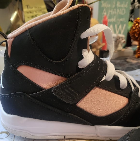 Jordan Flight 45 High IP GS 'Black and Rose Gold' Size 3Y - Picture 2 of 10